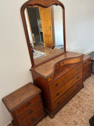 Mueble de dormitorio y somier