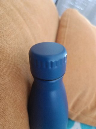 Botella de aluminio azul