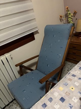 Silla Reclinable Tela y Madera