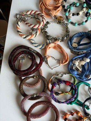 Lotto 50 braccialetti artigianali multicolor