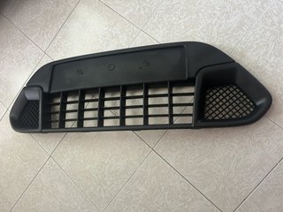 Rejilla frontal inferior Hirvonen focus mk2
