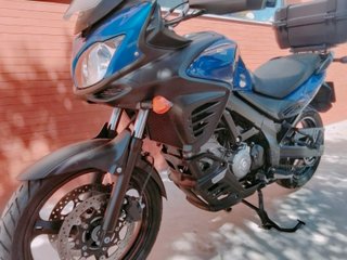 Suzuki V-Strom 650