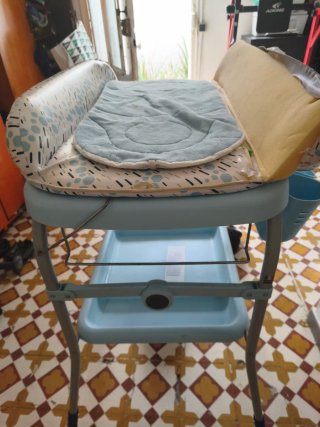 Cambiador de bebé bañera
