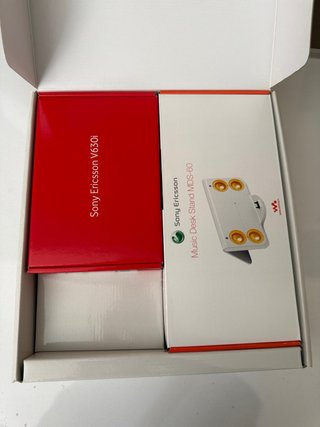 Sony Ericsson V630i Music Edition