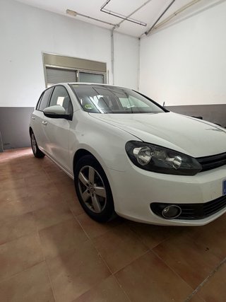 Volkswagen Golf VI