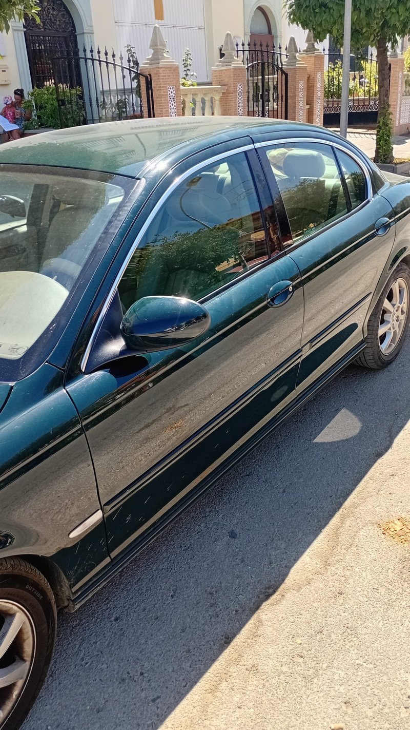 Jaguar X-Type 2003 - foto 1
