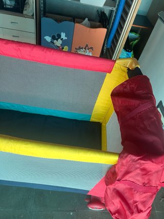 Cuna de viaje plegable