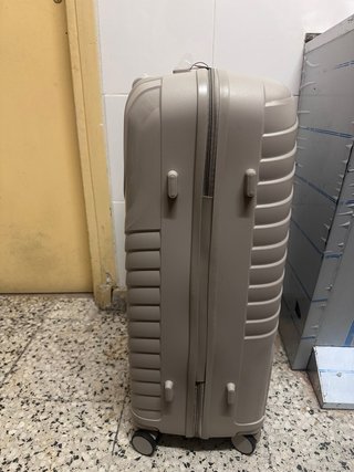 Maleta de viaje beige