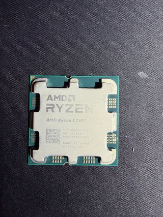 AMD Ryzen 5 7600