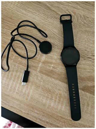 Smartwatch Samsung Negro + Cargador