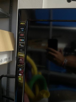 Televisor negro