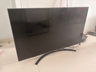 Smart TV LG 50UQ81006LB para piezas (Pantalla rota
