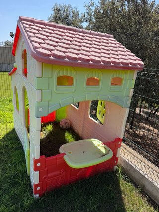 Caseta infantil jardín