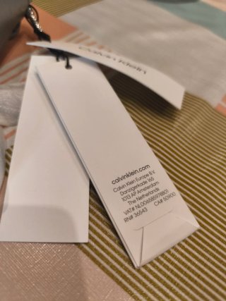 Calvin Klein bolso plateado. Nuevo con etiquetas