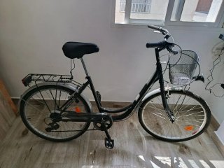 Bicicleta Paseo Negra con Cesta