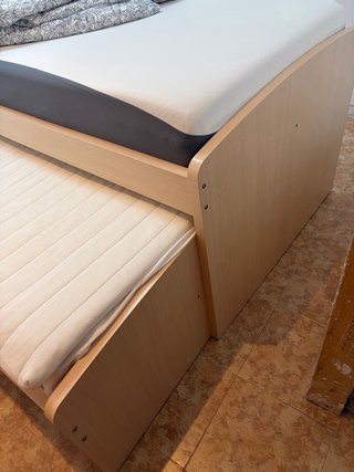 Cama nido de madera. Medidas 190x90.