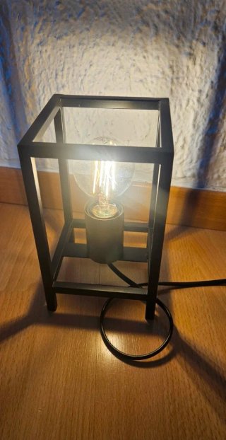 Lámpara Cubo Industrial Negra y Dorada