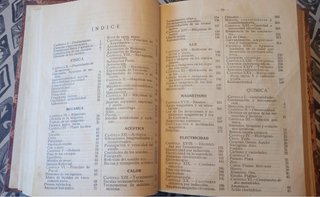 4 libros escolares Ciencia.
