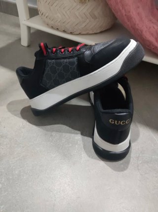 Zapatillas Gucci Negras y Rojas