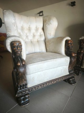 Sillones antiguos tallados madera