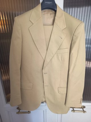 Traje Emidio Tucci Beige Talla M y pantalón una 42