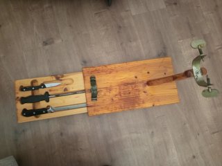 Jamonero de madera con cajón
