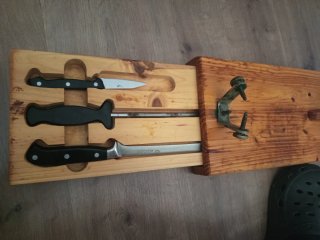 Jamonero de madera con cajón