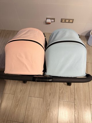 Silla Gemelar Hauck Swift Duo con Capotas colores