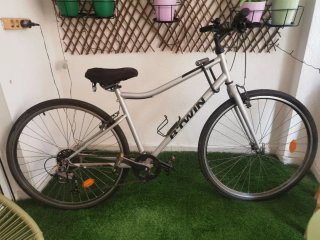 Bicicleta B'TWIN plateada