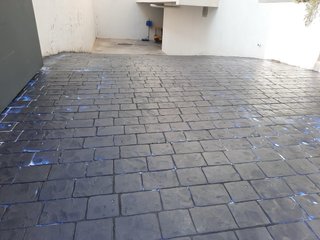 Hormigón impreso, fratasado y mantenimiento