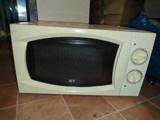 Microondas blanco