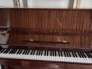 Piano Vertical Cherny Madera