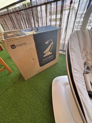 Mecedora eléctrica 4moms sin estrenar