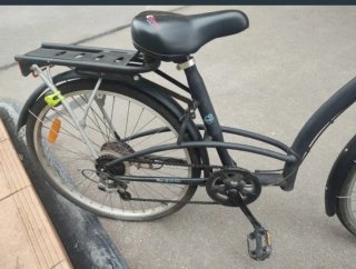✨ Bicicleta urbana de la marca bTwin, color negro✨