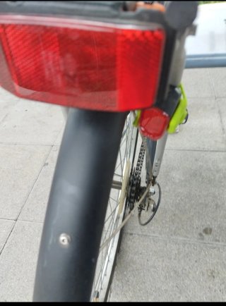 ✨ Bicicleta urbana de la marca bTwin, color negro✨