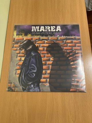 Marea – 28.000 Puñaladas | LP Vinilo | Como nuevo