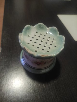 Antiguo arenero o secante/salvadera de porcelana