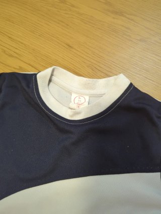 Uniforme escolar Larrode T.4 y T.2