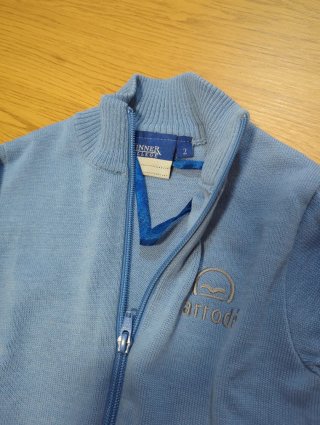 Uniforme escolar Larrode T.4 y T.2