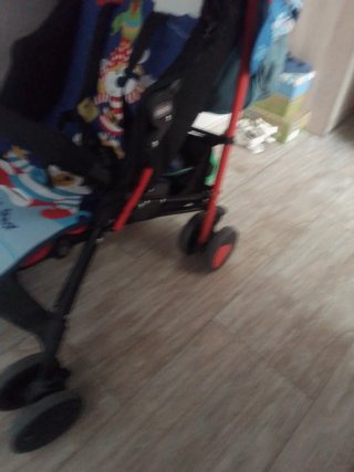 Silla de paseo Chicco nueva usada en 4-5 ocasiones