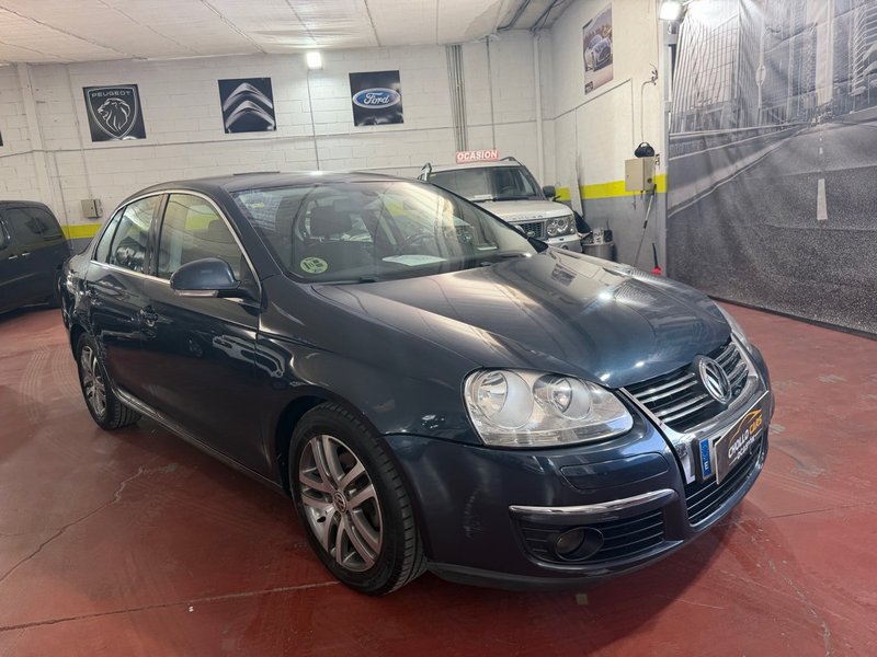 Volkswagen Jetta 2008 - foto 1