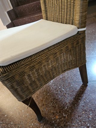 Sillas de comedor de mimbre con cojines