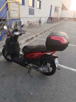 Moto Sym Symphony 125 SR