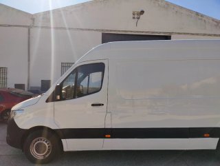 Mercedes-Benz Sprinter 2021