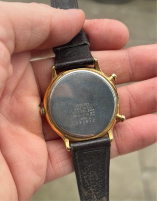 Reloj Seiko Quartz Chronograph Dorado