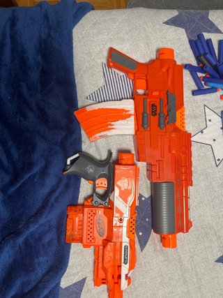 Lote 8 Pistolas Nerf con Accesorios y balas