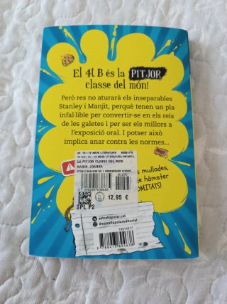 Libro en catalán la pitjor classe del món