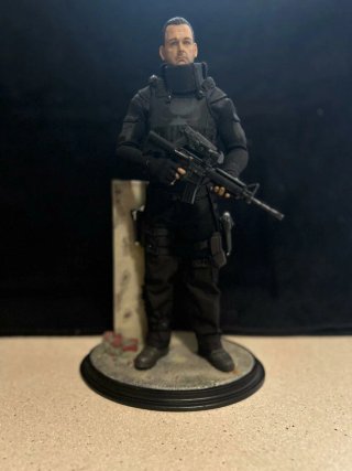 Figura Punisher Zona de Guerra 1:6