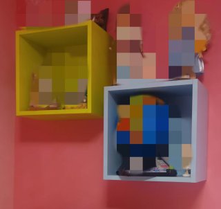 Cama infantil con escritorio, cajones y accesorios