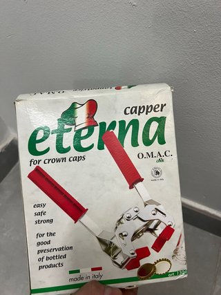 Chapadora de botellas O.M.A.C. Eterna